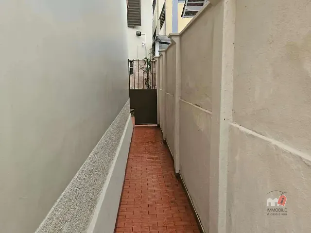 Casa 2 quartos e 1 banheiro, para alugar, no bairro Centro em Petrópolis