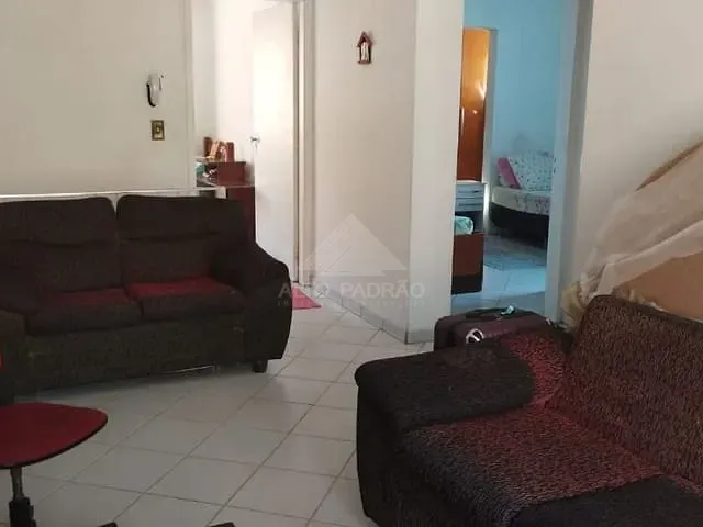 Casa com 250m² 4 quartos e 2 banheiros, à venda, no bairro Jardim Zaira em Mauá