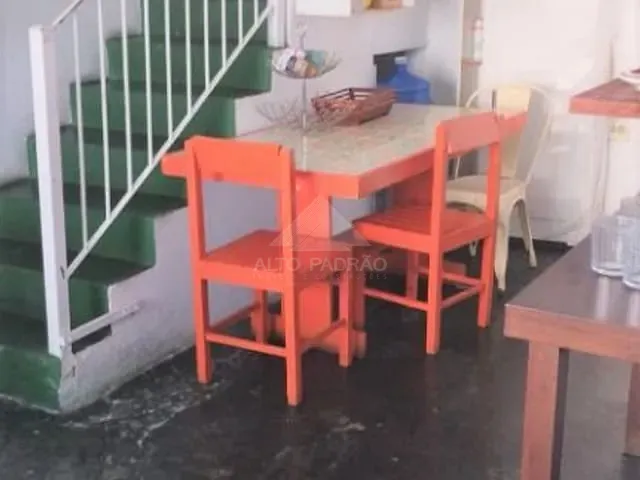 Casa com 250m² 4 quartos e 2 banheiros, à venda, no bairro Jardim Zaira em Mauá