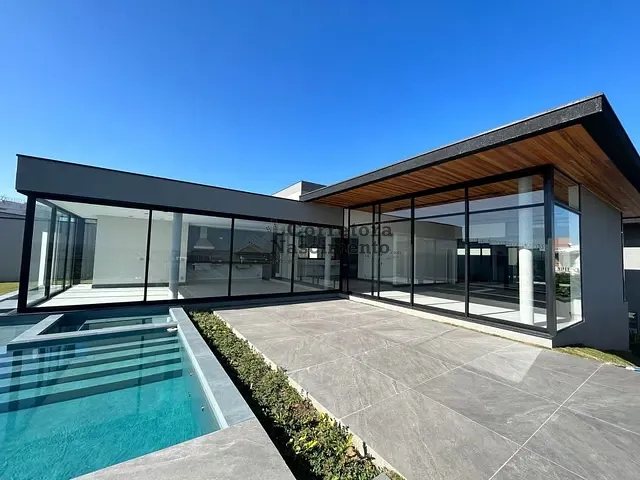 Casa com 995m², à venda, no bairro Condomínio Reserva do Paratehy em São José dos Campos