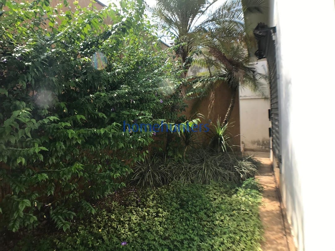 Casa, 1 quarto, 181 m² - Foto 14