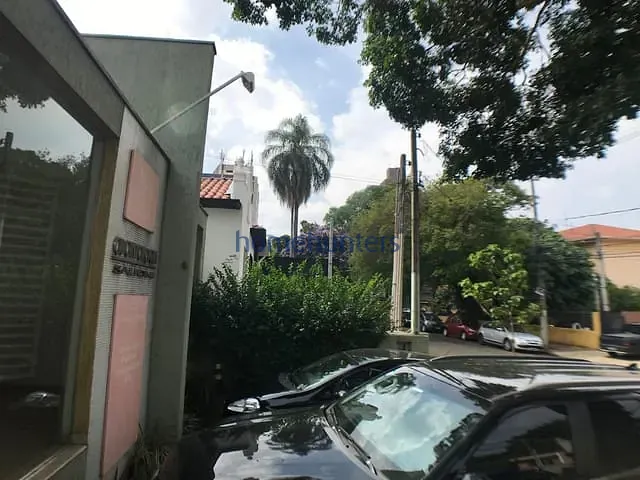 Casa com 300m², à venda, no bairro Cambuí em Campinas