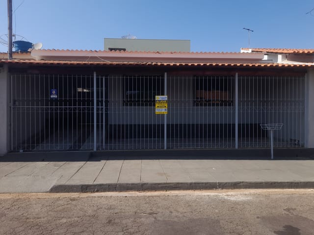 Foto do Casa - Casa com 3 dormitórios para alugar, 100 m² - Morada Do Sol - Alfenas/MG | H. DE PAIVA MAGALHAES & F.DE PAIVA MAGALHAES LTDA