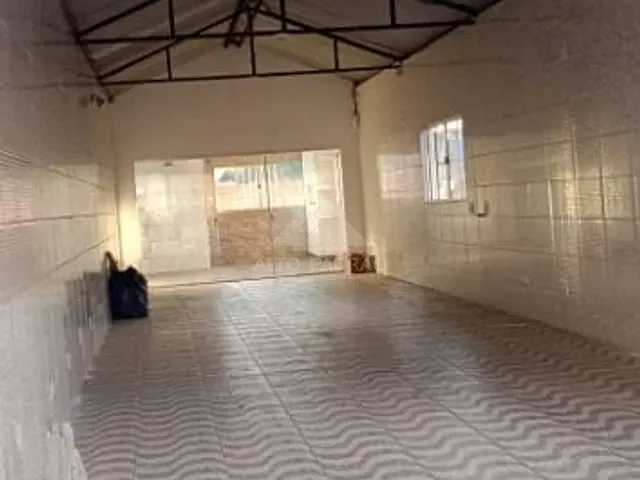 Casa com 207m² 3 quartos e 3 banheiros, à venda, no bairro Jardim Varan em Suzano