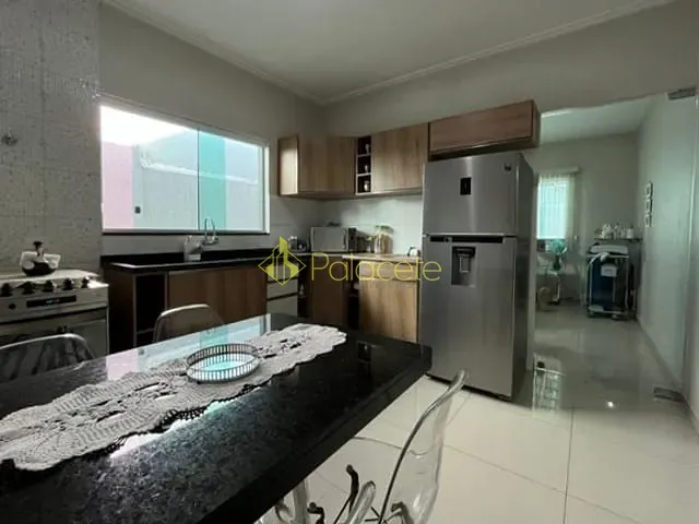 Casa com 125m² 2 quartos e 1 banheiro, à venda, no bairro Esplanada Independência em Taubaté