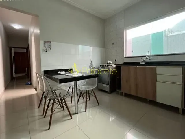Casa com 125m² 2 quartos e 1 banheiro, à venda, no bairro Esplanada Independência em Taubaté