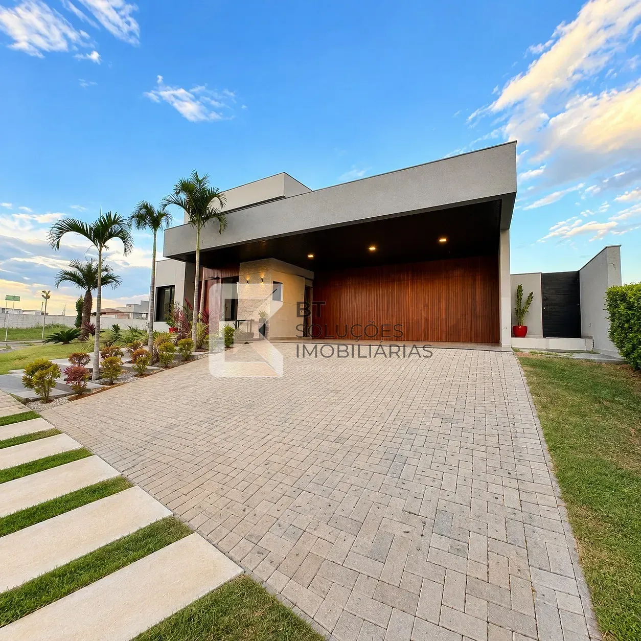 Casa, 4 quartos, 500 m² - Foto 1