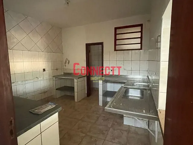 Casa com 261m² 1 quarto e 4 banheiros, para alugar, no bairro Vila Seixas em Ribeirão Preto
