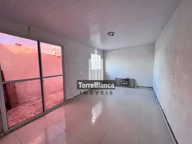 Casa com 100m² 2 quartos e 1 banheiro, à venda, no bairro Boa Vista em Ponta Grossa