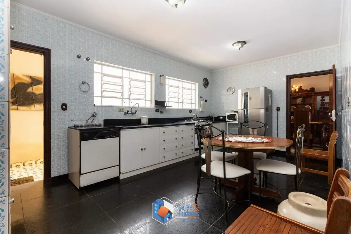 Casa, 3 quartos, 242 m² - Foto 17
