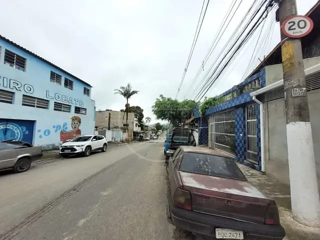 Casa com 280m², à venda, no bairro Jardim Maria Amália em São Paulo