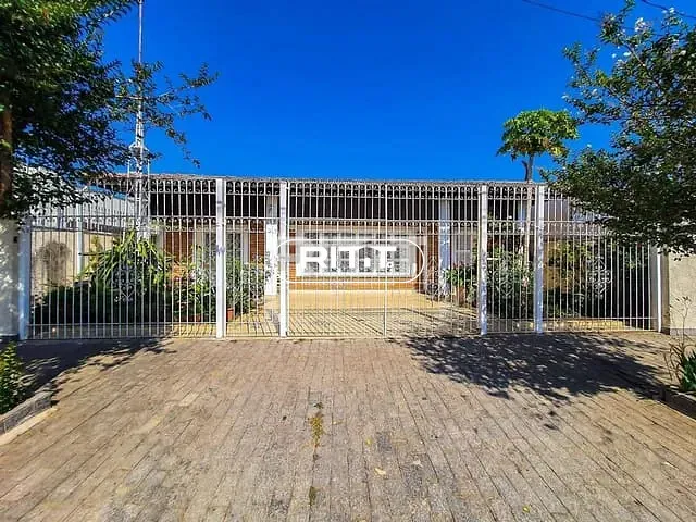 Casa com 700m² 4 quartos e 5 banheiros, à venda, no bairro Jardim Eulina em Campinas
