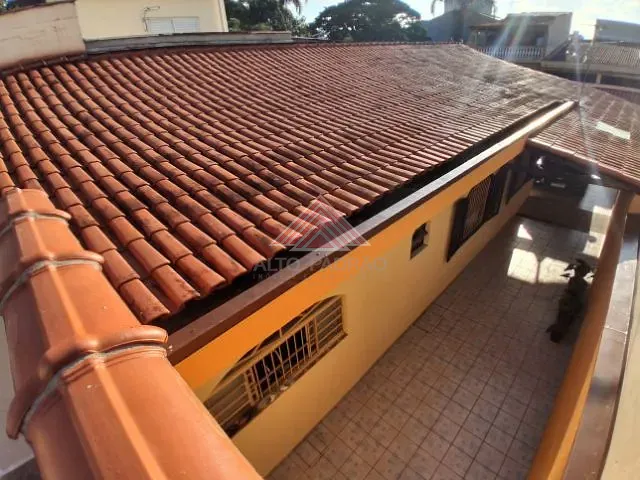 Casa 3 quartos e 2 banheiros, à venda, no bairro Vila Emílio em Mauá
