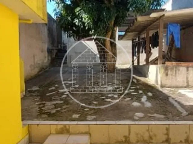 Casa com 250m² 2 quartos e 2 banheiros, à venda, no bairro Jardim Itajai em São Paulo