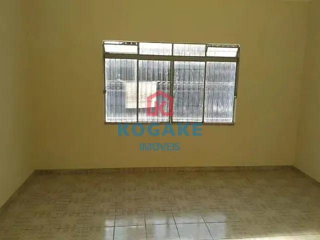 Casa com 260m² 3 quartos e 2 banheiros, à venda, no bairro Jardim Vale do Sol em São José dos Campos