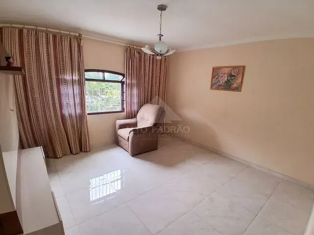 Casa 3 quartos e 2 banheiros, à venda, no bairro Vila Falchi em Mauá