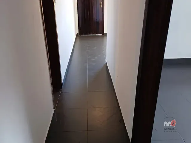 Casa 2 quartos e 1 banheiro, para alugar, no bairro Mosela em Petrópolis