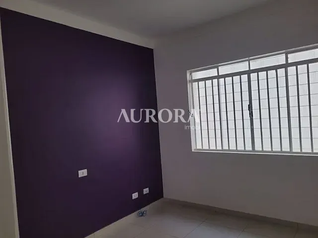 Casa com 520m² 1 quarto e 3 banheiros, à venda ou para alugar, no bairro Centro em Londrina
