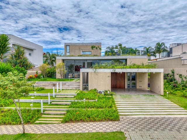 Casa 3 quartos e 3 banheiros, à venda, no bairro Condomínio Reserva do Paratehy em São José dos Campos