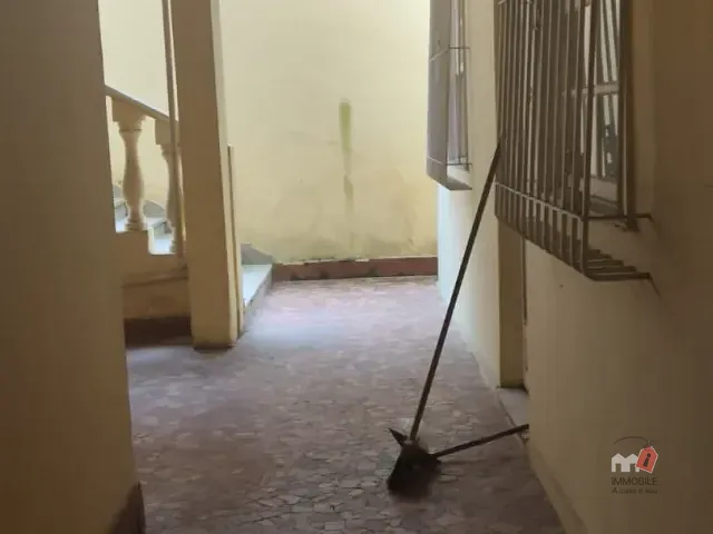Casa 4 quartos e 2 banheiros, para alugar, no bairro Cascatinha em Petrópolis