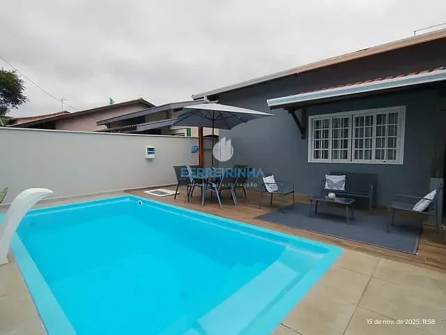 Casa 3 quartos e 2 banheiros, à venda, no bairro Bosque dos Eucaliptos em São José dos Campos