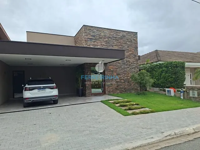 Casa 3 quartos e 5 banheiros, à venda, no bairro Urbanova em São José dos Campos
