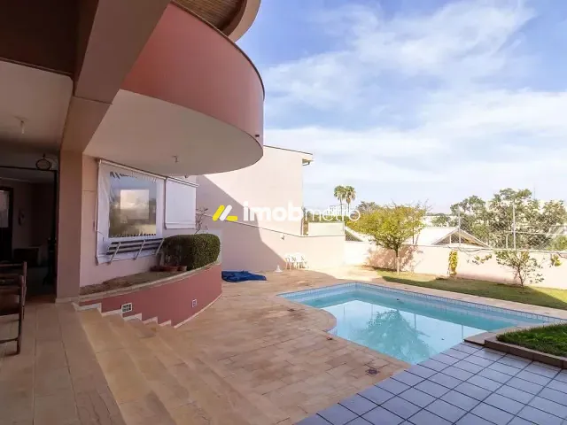 Casa com 390m² 5 quartos e 4 banheiros, para alugar, no bairro Jardim das Paineiras em Campinas