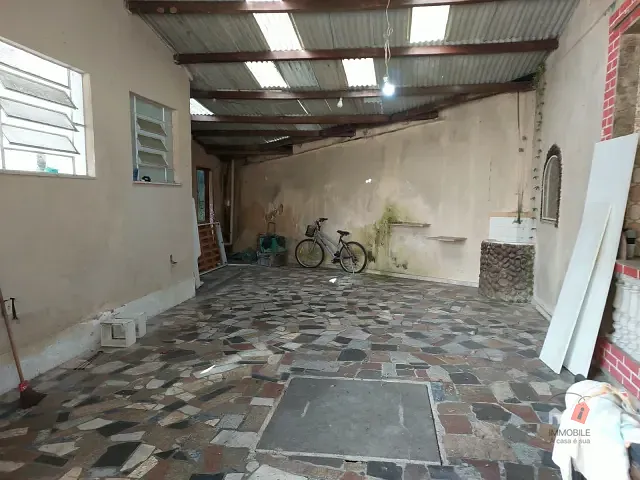 Casa 3 quartos e 2 banheiros, para alugar, no bairro Centro em Petrópolis