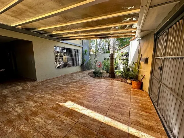 Casa com 275m² 3 quartos e 1 banheiro, à venda, no bairro Matriz em Mauá