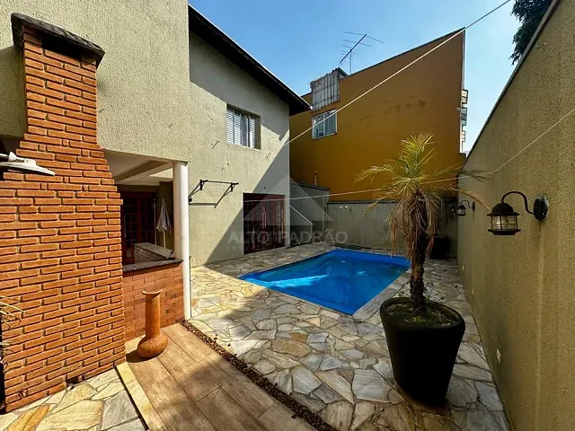 Casa com 275m² 3 quartos e 1 banheiro, à venda, no bairro Matriz em Mauá