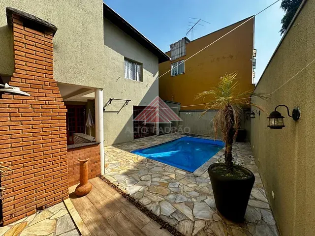 Casa com 275m² 3 quartos e 1 banheiro, à venda, no bairro Matriz em Mauá