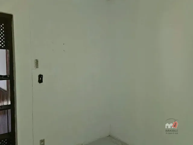 Casa 2 quartos e 1 banheiro, para alugar, no bairro Corrêas em Petrópolis