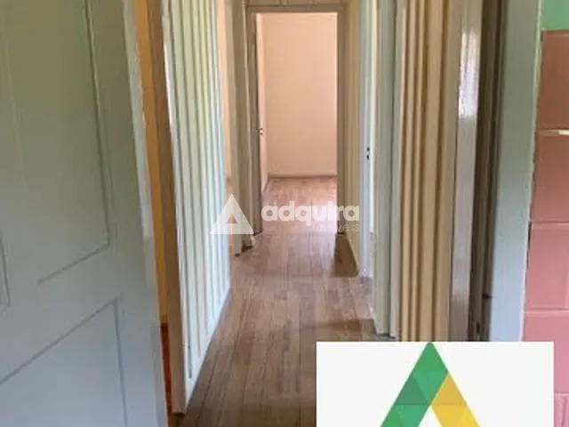 Casa com 476m² 3 quartos e 2 banheiros, à venda, no bairro Jardim Carvalho em Ponta Grossa