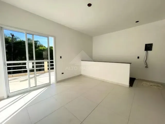 Casa 3 quartos e 2 banheiros, à venda, no bairro Parque das Américas em Mauá