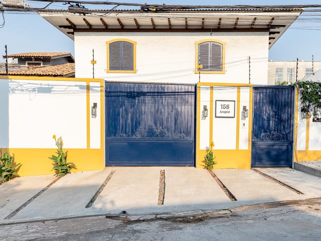 Casa com 450m² 4 quartos e 6 banheiros, à venda, no bairro Chácara Monte Alegre em São Paulo