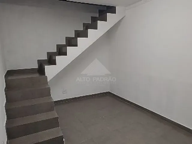 Casa com 100m² 2 quartos e 1 banheiro, para alugar, no bairro Jardim Anchieta em Mauá