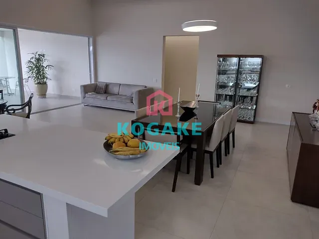 Casa com 600m² 3 quartos e 4 banheiros, à venda, no bairro Urbanova em São José dos Campos