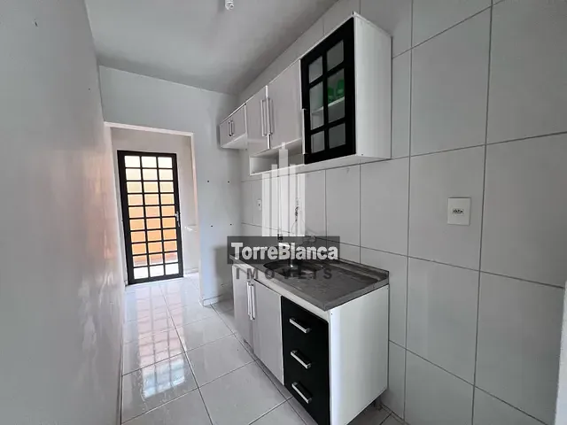 Casa com 60m² 2 quartos e 1 banheiro, para alugar, no bairro Nova Rússia em Ponta Grossa