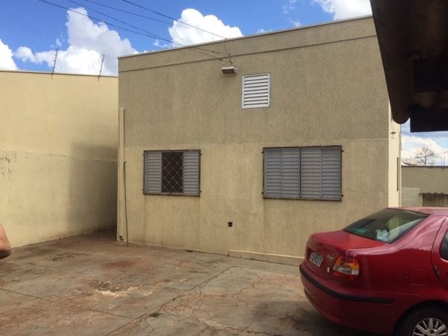 Foto do Casa - Casa com 2 dormitórios à venda, 118 m² por R$ 160.000,00 - Lourdes - Uberaba/MG | ZUCATO IMOBILIARIA LTDA