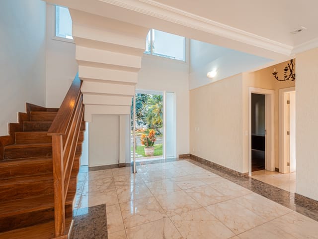 Foto do Casa - Casa em condomínio para venda com 6 quartos, sendo 4 suítes, 700m² | Lares e Andares Imóveis