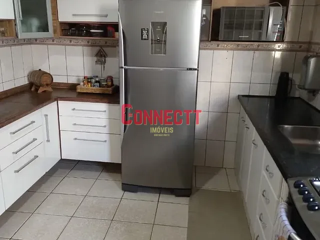 Casa com 225m² 3 quartos e 2 banheiros, à venda, no bairro Ipiranga em Ribeirão Preto