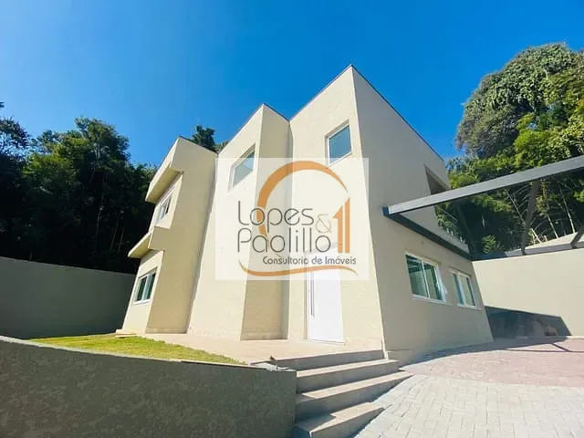 Casa com 379m² 3 quartos e 4 banheiros, à venda, no bairro Vila Santista em Atibaia