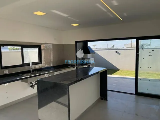 Casa 3 quartos e 4 banheiros, à venda, no bairro Loteamento Fazenda Ronda em São José dos Campos