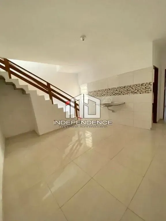 Casa, 2 quartos, 112 m² - Foto 1