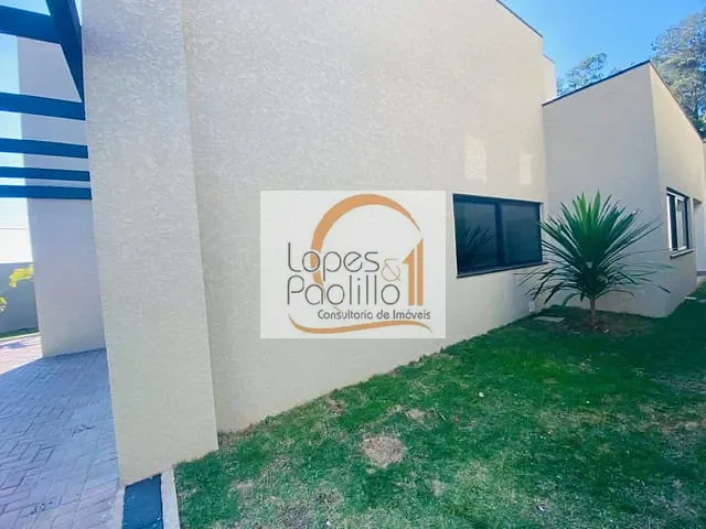 Casa com 379m² 3 quartos e 4 banheiros, à venda ou para alugar, no bairro Vila Santista em Atibaia