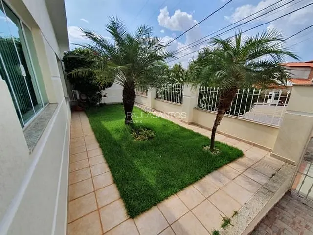 Casa com 300m² 3 quartos e 2 banheiros, à venda, no bairro Jardim Embaixador em Sorocaba