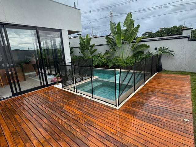 Casa 3 quartos e 3 banheiros, à venda, no bairro Urbanova em São José dos Campos