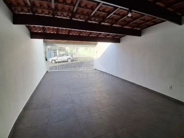 Casa 4 quartos e 4 banheiros, à venda, no bairro Vila Assis Brasil em Mauá