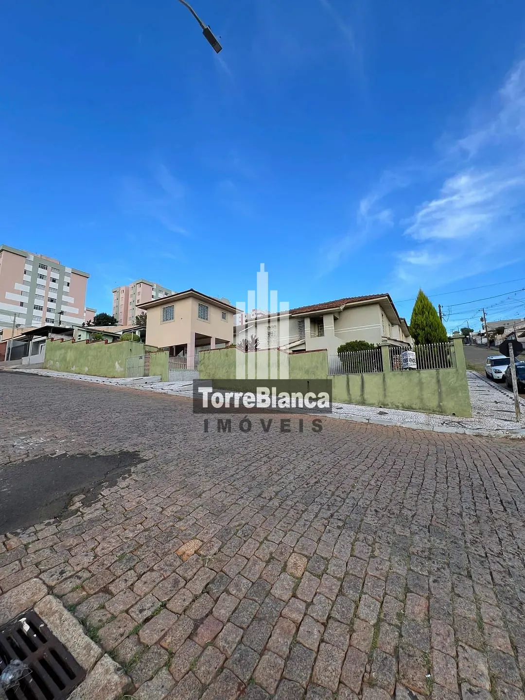 Casa, 4 quartos, 244 m² - Foto 2