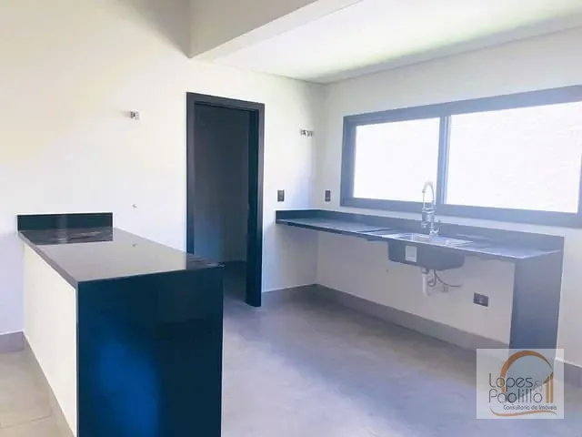 Casa com 379m² 3 quartos e 4 banheiros, à venda, no bairro Vila Santista em Atibaia